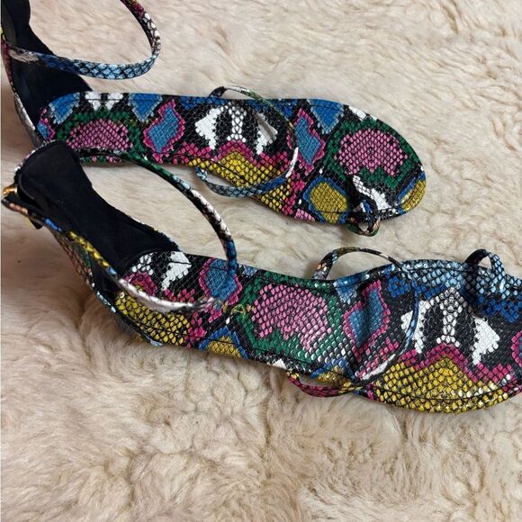 Liliana Colorful Snake Sandals Sleek Strappy Design - Picture 3 of 9